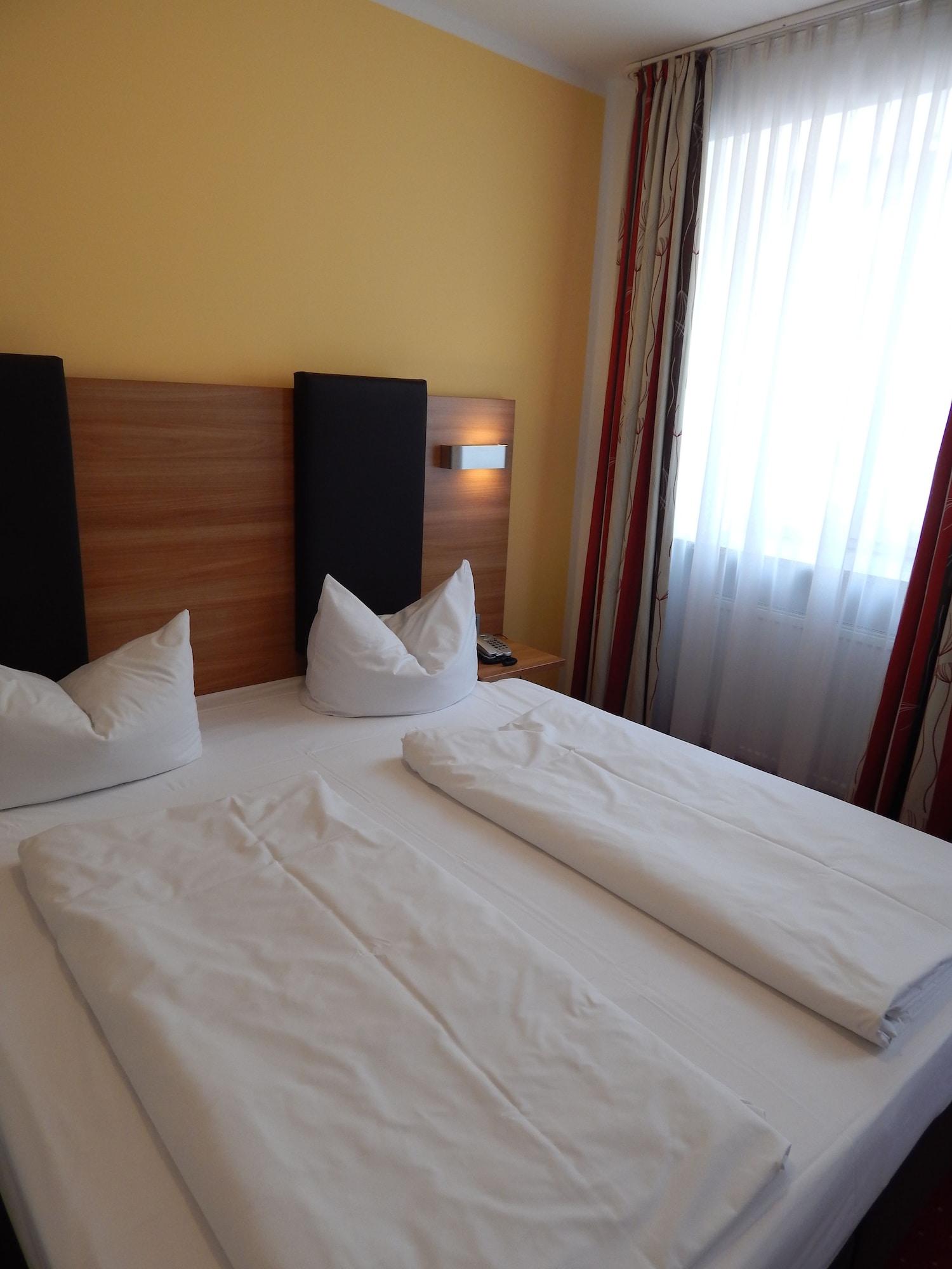 Hotel Andra Muenchen Экстерьер фото