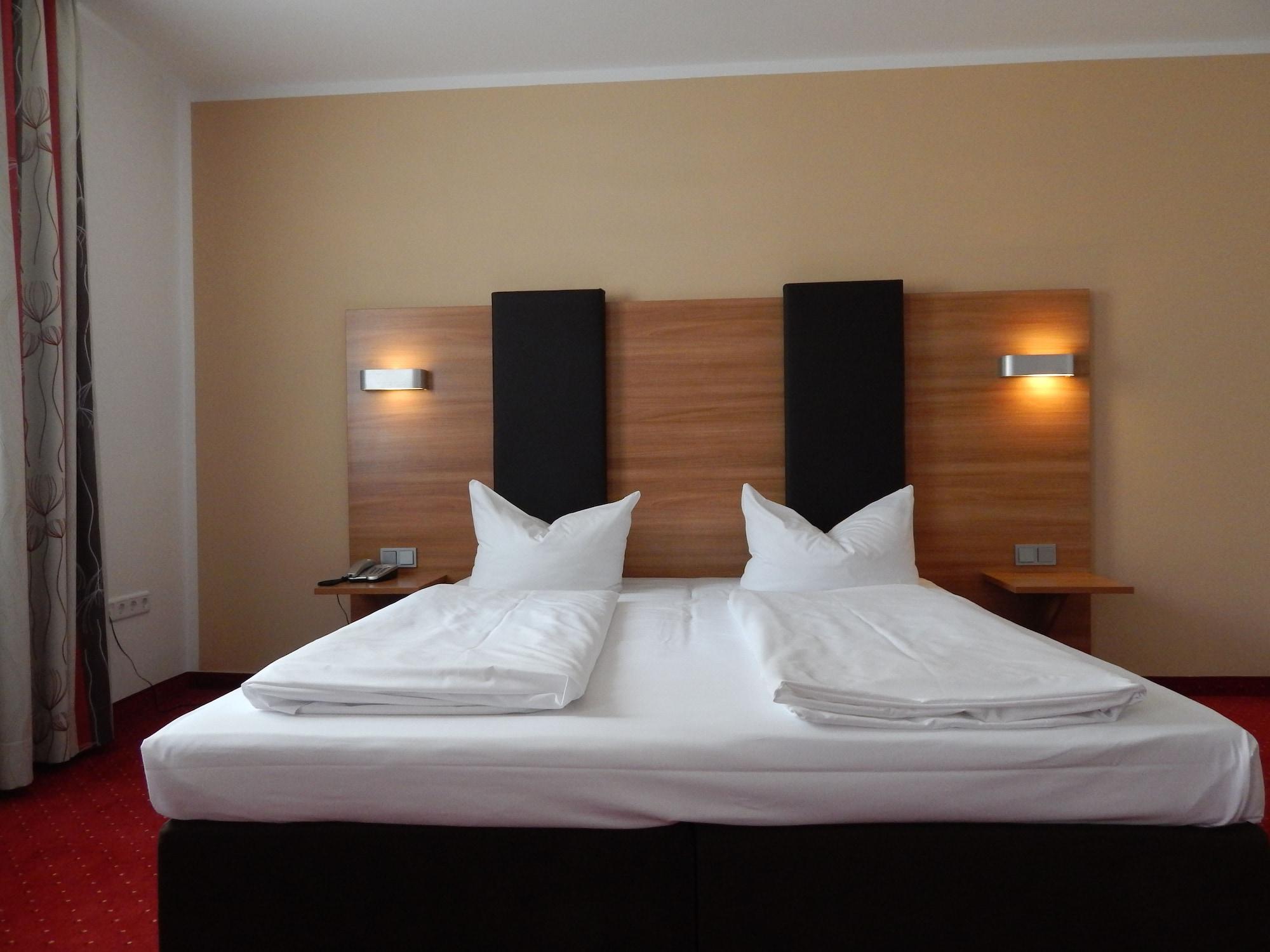 Hotel Andra Muenchen Экстерьер фото