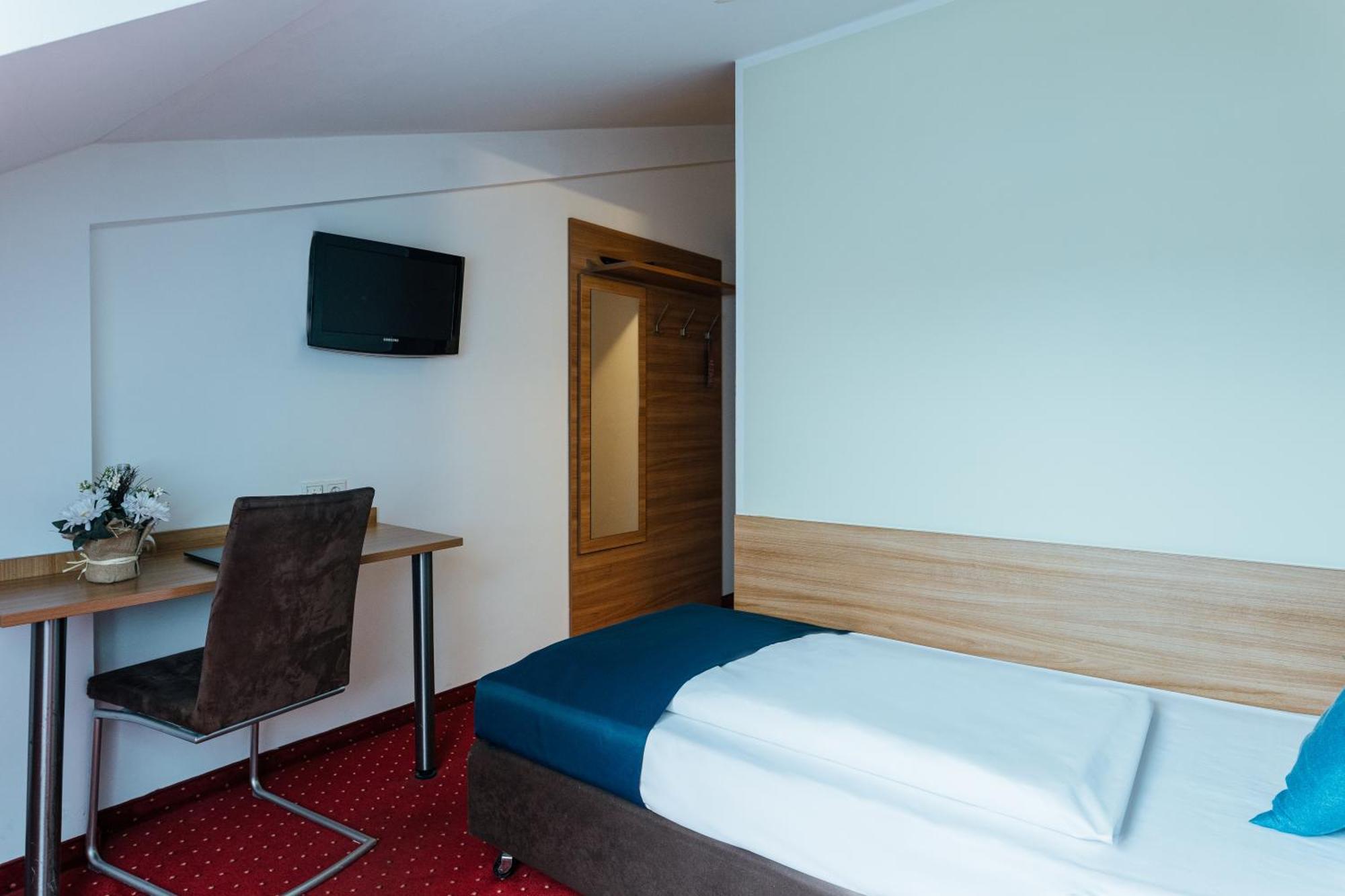 Hotel Andra Muenchen Экстерьер фото