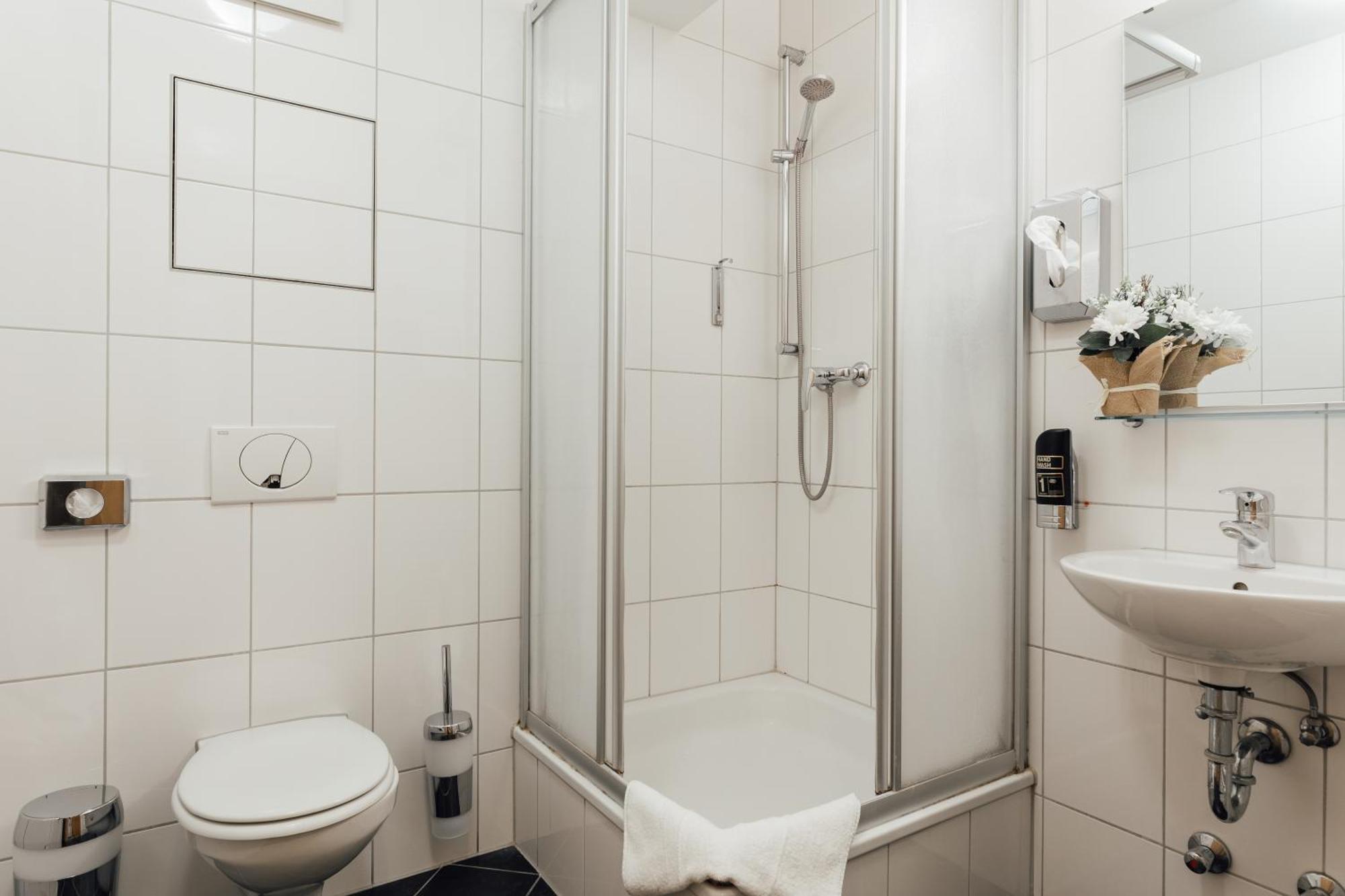Hotel Andra Muenchen Экстерьер фото
