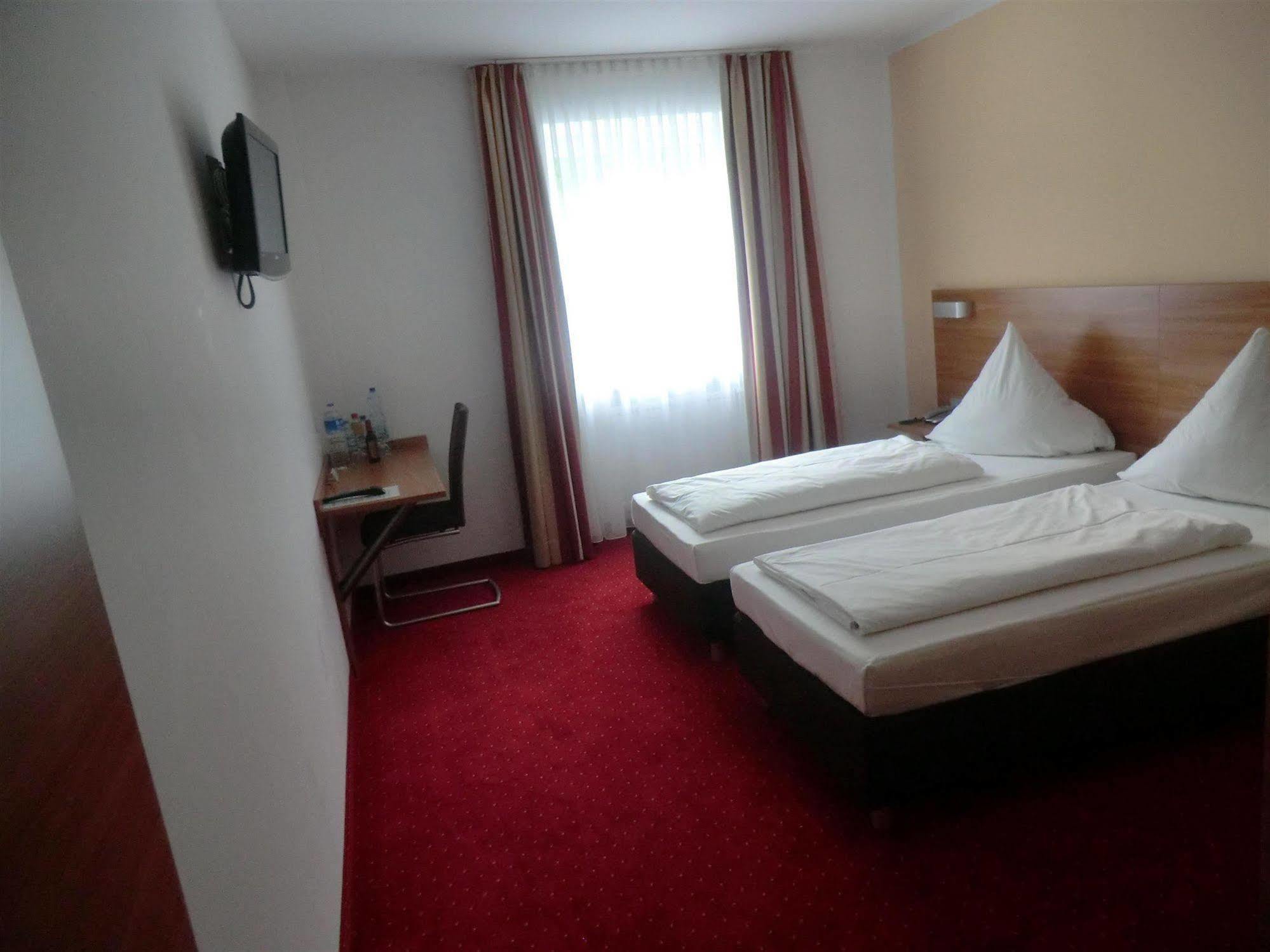Hotel Andra Muenchen Экстерьер фото